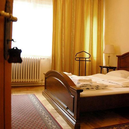 Kastelyszallo Mateszalka Bed & Breakfast Bagian luar foto